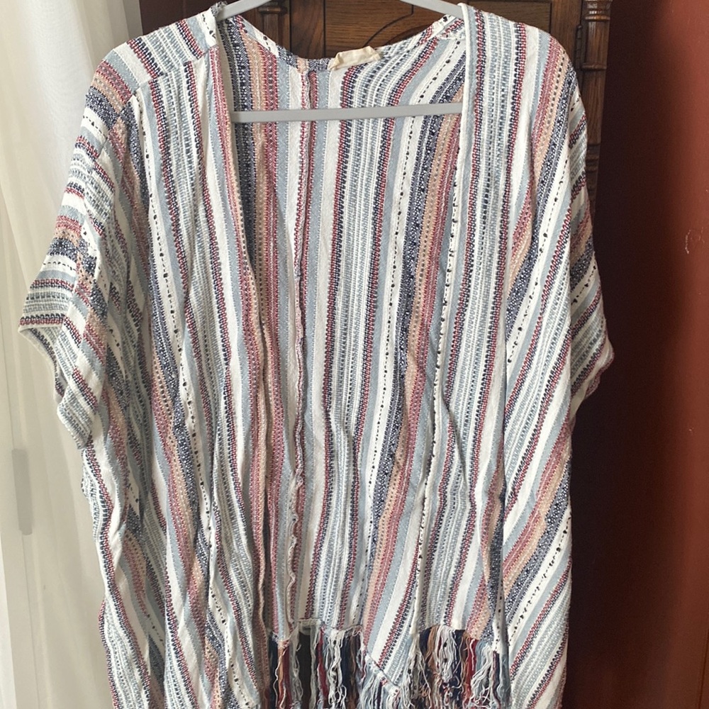 Altar’d State stripe/fringe kimono